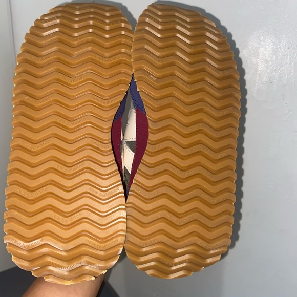 New Balance - Picture 4 of 5